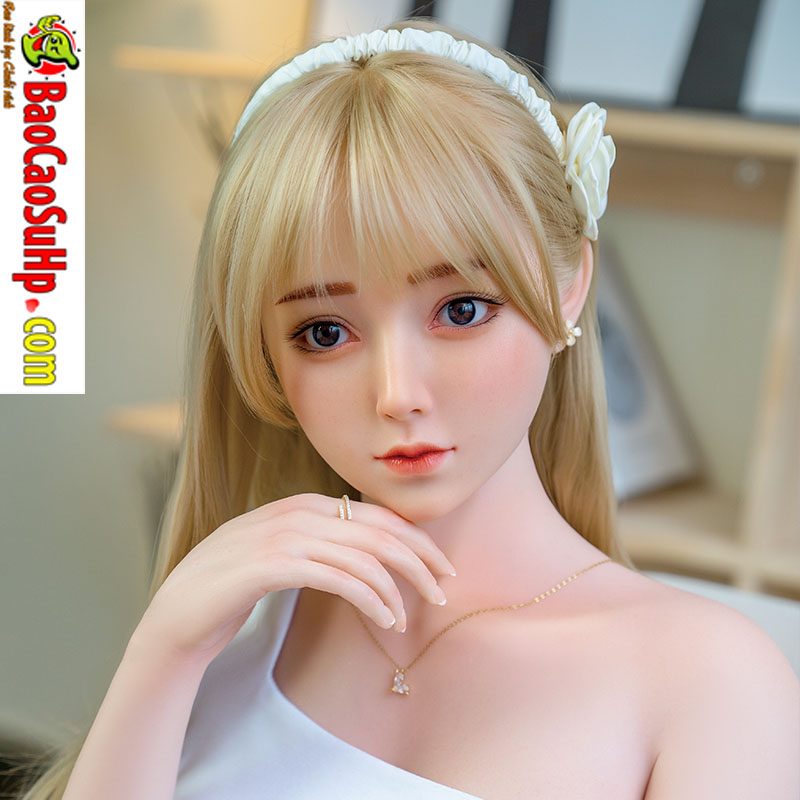 Búp bê tóc vàng Ninh Bình 1m58 ngây thơ đầy quyến rũ