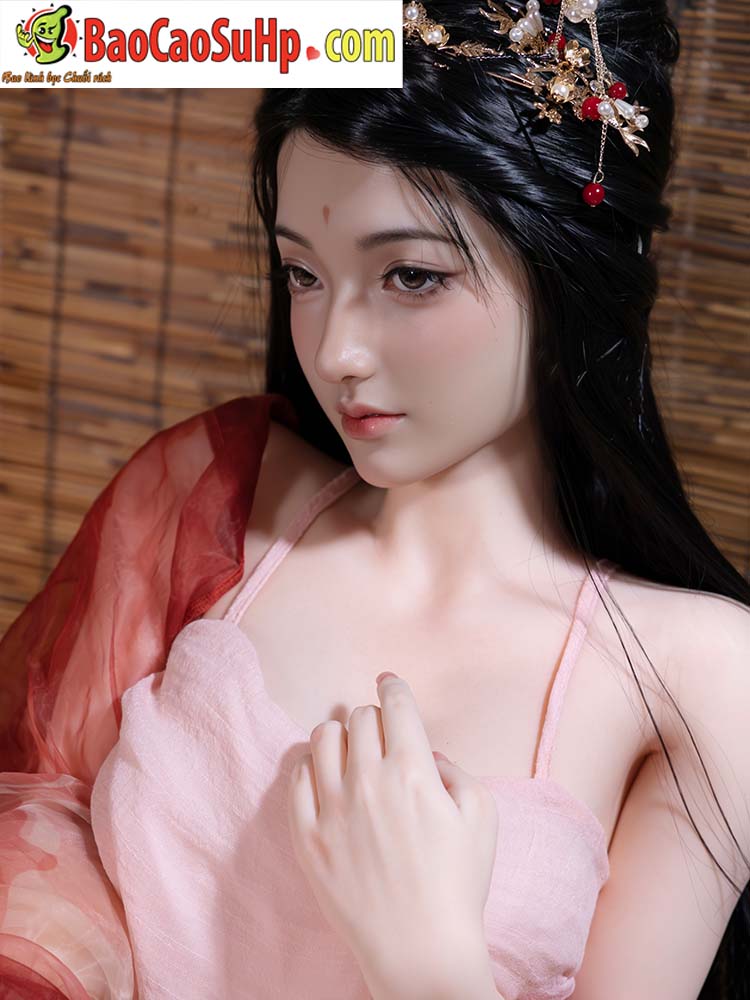 Búp bê silicone cổ trang 1m58 đẹp mê ly, chân thực, sang trọng