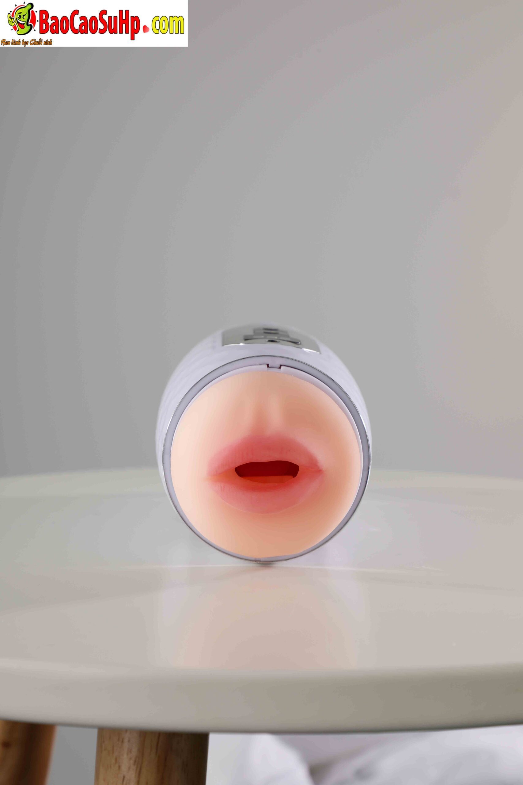 Cốc thủ dâm 2 đầu rung rên LCD Mizzzee ZZ39 Karo hot Cốc thủ dâm 2 đầu rung rên LCD Mizzzee ZZ39 Karo hot