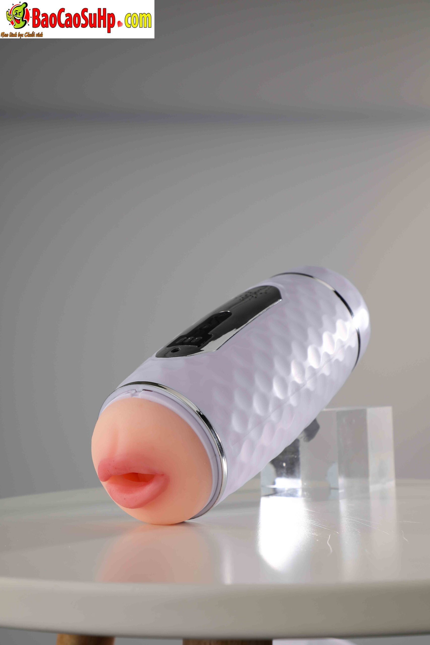 Cốc thủ dâm 2 đầu rung rên LCD Mizzzee ZZ39 Karo hot Cốc thủ dâm 2 đầu rung rên LCD Mizzzee ZZ39 Karo hot