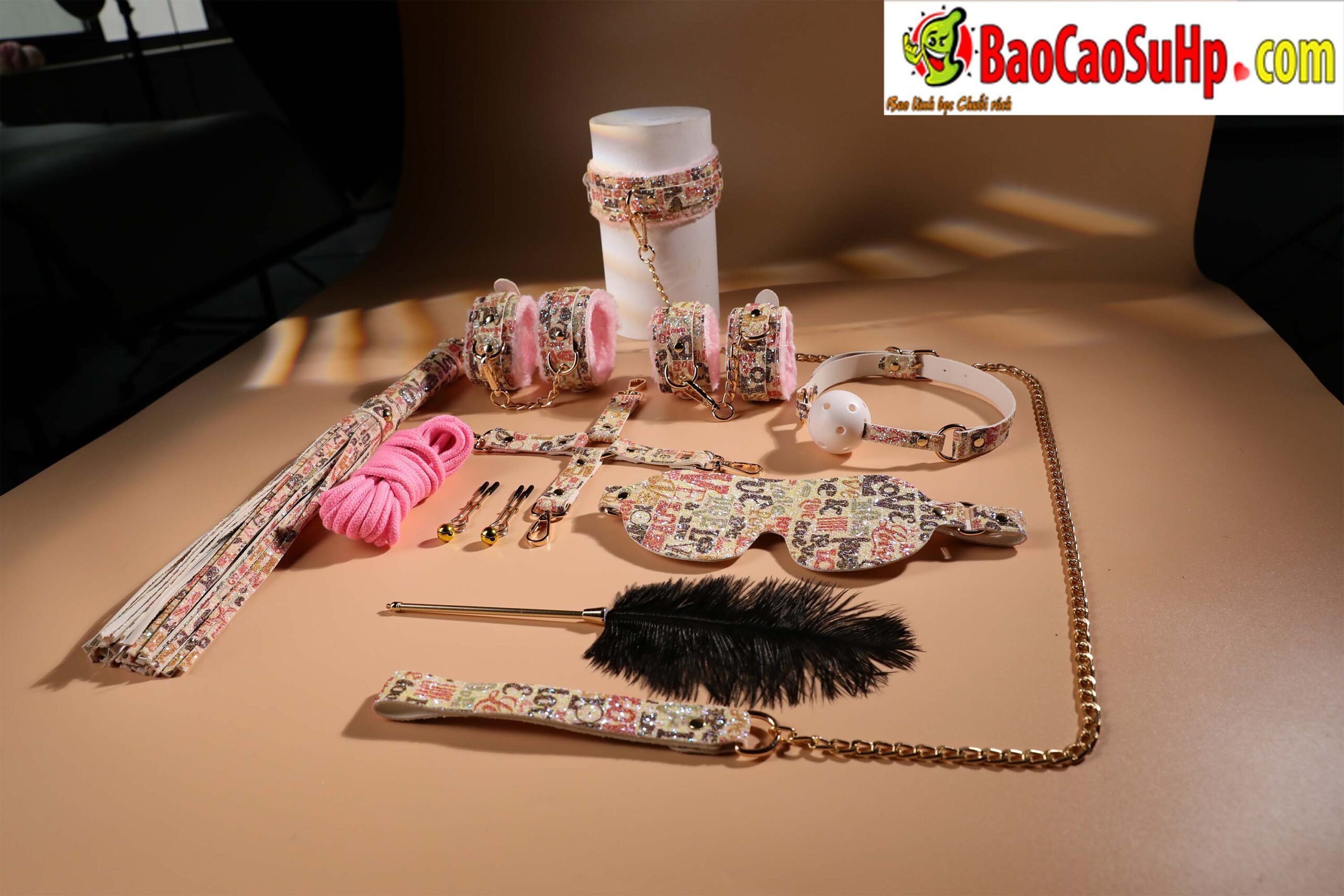 Bộ BDSM Mizzzee 12 món Start Bundle độc đáo phong cách trẻ trung