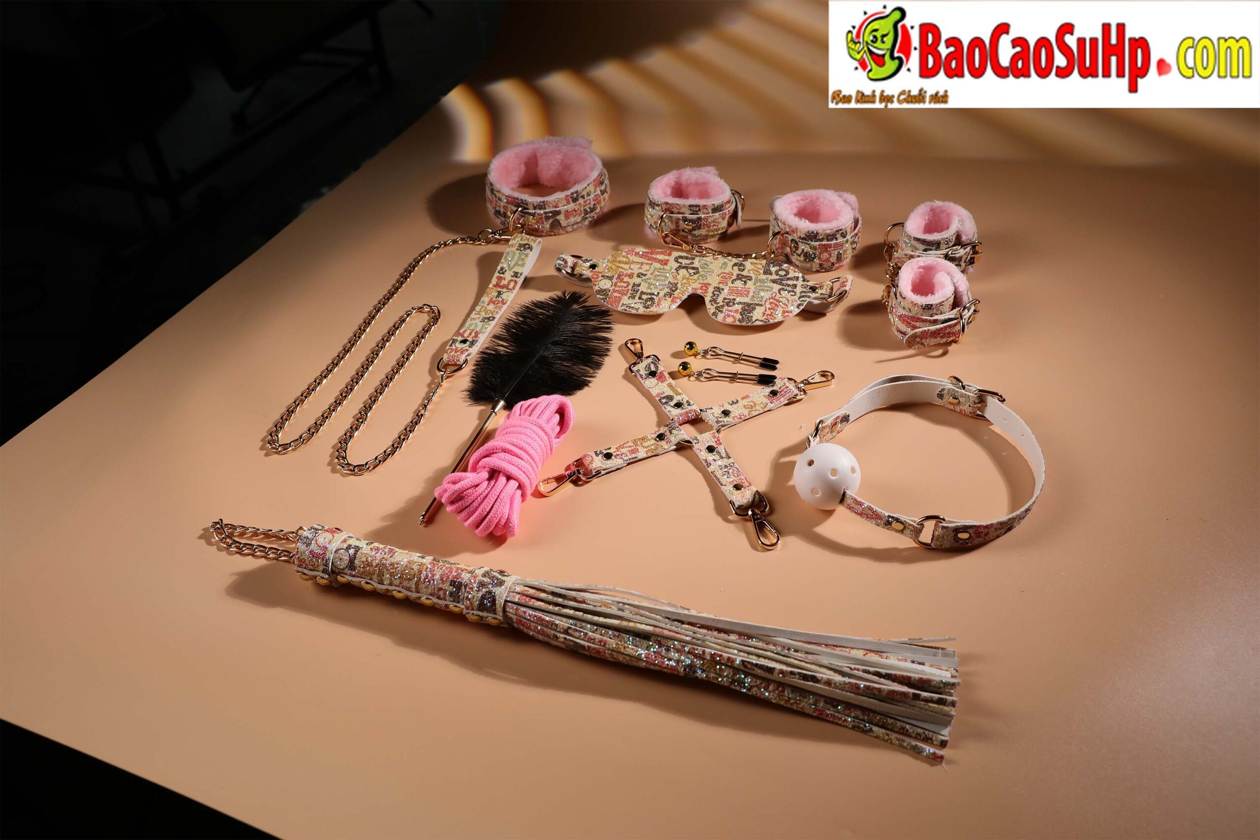 Bộ BDSM Mizzzee 12 món Start Bundle độc đáo phong cách trẻ trung