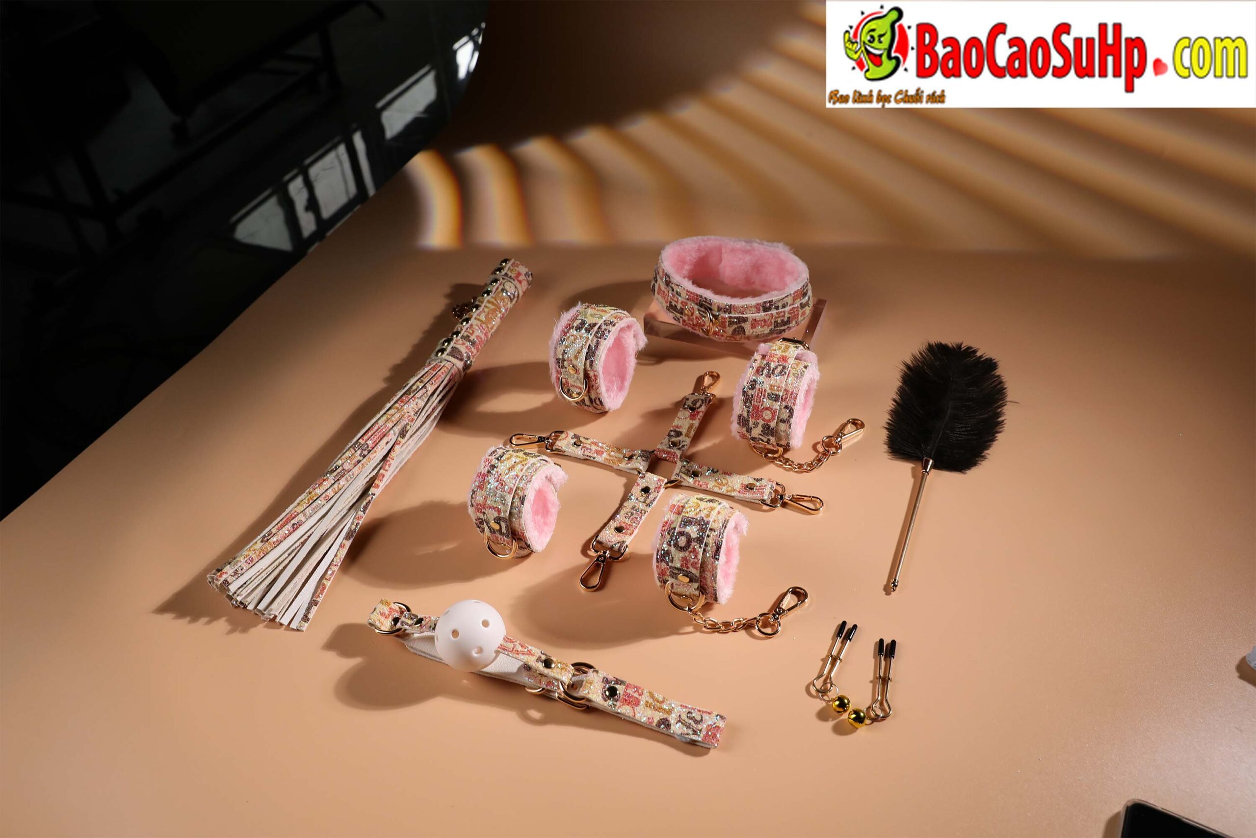 Bộ BDSM Mizzzee 12 món Start Bundle độc đáo phong cách trẻ trung