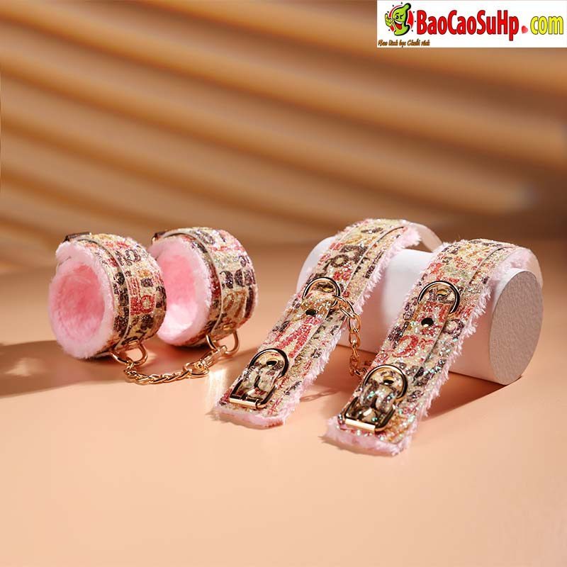 Bộ BDSM Mizzzee 12 món Start Bundle độc đáo phong cách trẻ trung