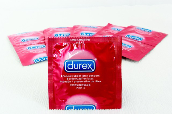 Bao cao su Durex Fetherlite 12 chiếc an toàn thoải mái mua ngay