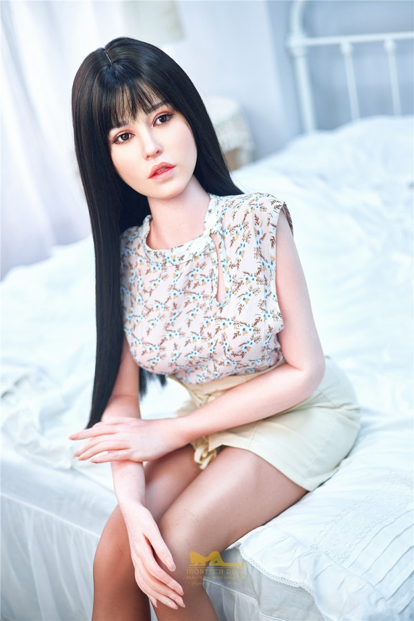 Búp Bê Tình Dục IronTech Doll Angelia S2 161cm Siêu Thật Giá Tốt