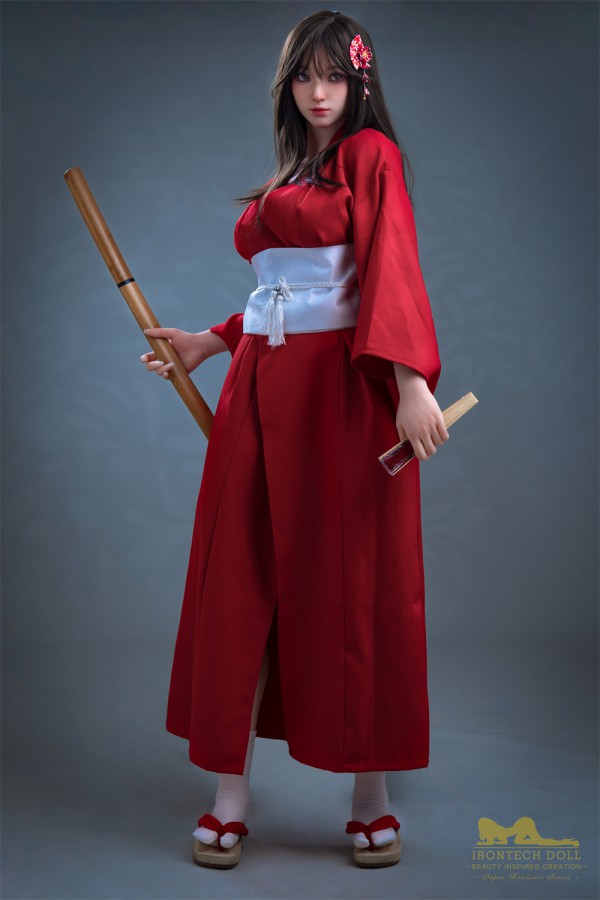 Búp Bê Tình Dục Cao Cấp IronTech Doll Miyuki 164cm Mềm Mại
