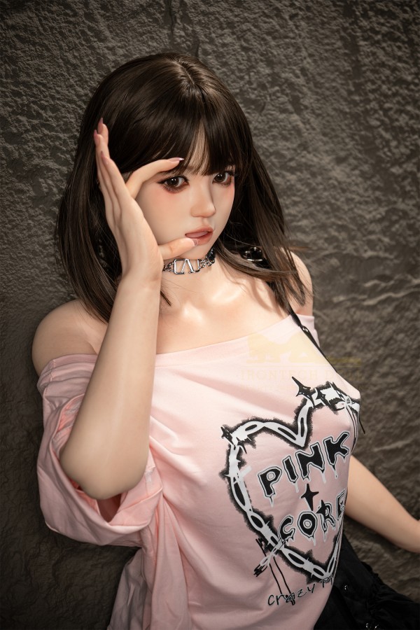 Búp Bê Tình Dục IronTech Doll Siêu Thật Nia Cute Giá Tốt