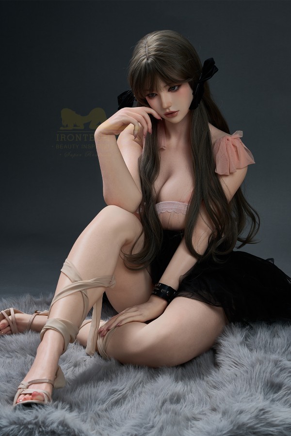 Búp Bê Tình Dục Cao Cấp Evie Vũ Cằm Đóng Mở Mua Ngay