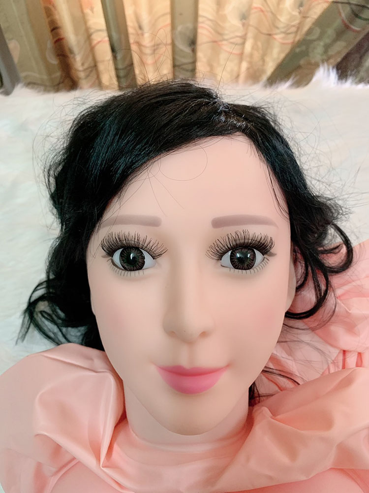 Búp Bê Tình Dục Bơm Hơi Sexy Đổi Tư Thế Rung Âm Đạo Hấp Dẫn