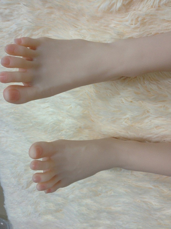 Búp Bê Tình Dục Silicon Nhật Bản Cao Cấp Mềm Mại Chân Thật