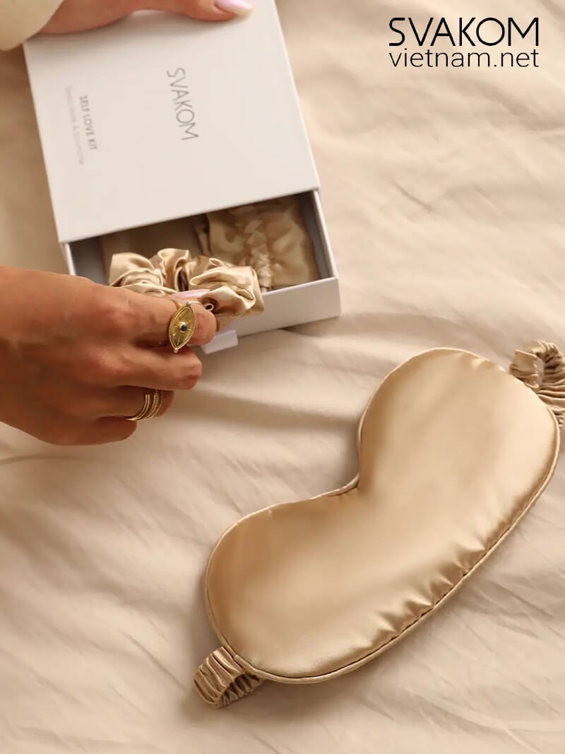 Bộ Quà Tặng SVAKOM Self Love Kit Sang Trọng Đẳng Cấp Đam Mê