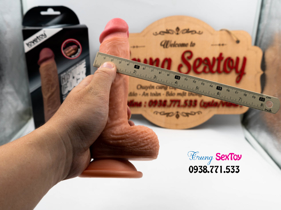 Lovetoy Dương Vật Giả 8.5 inch Silicone Tự Nhiên Gắn Tường