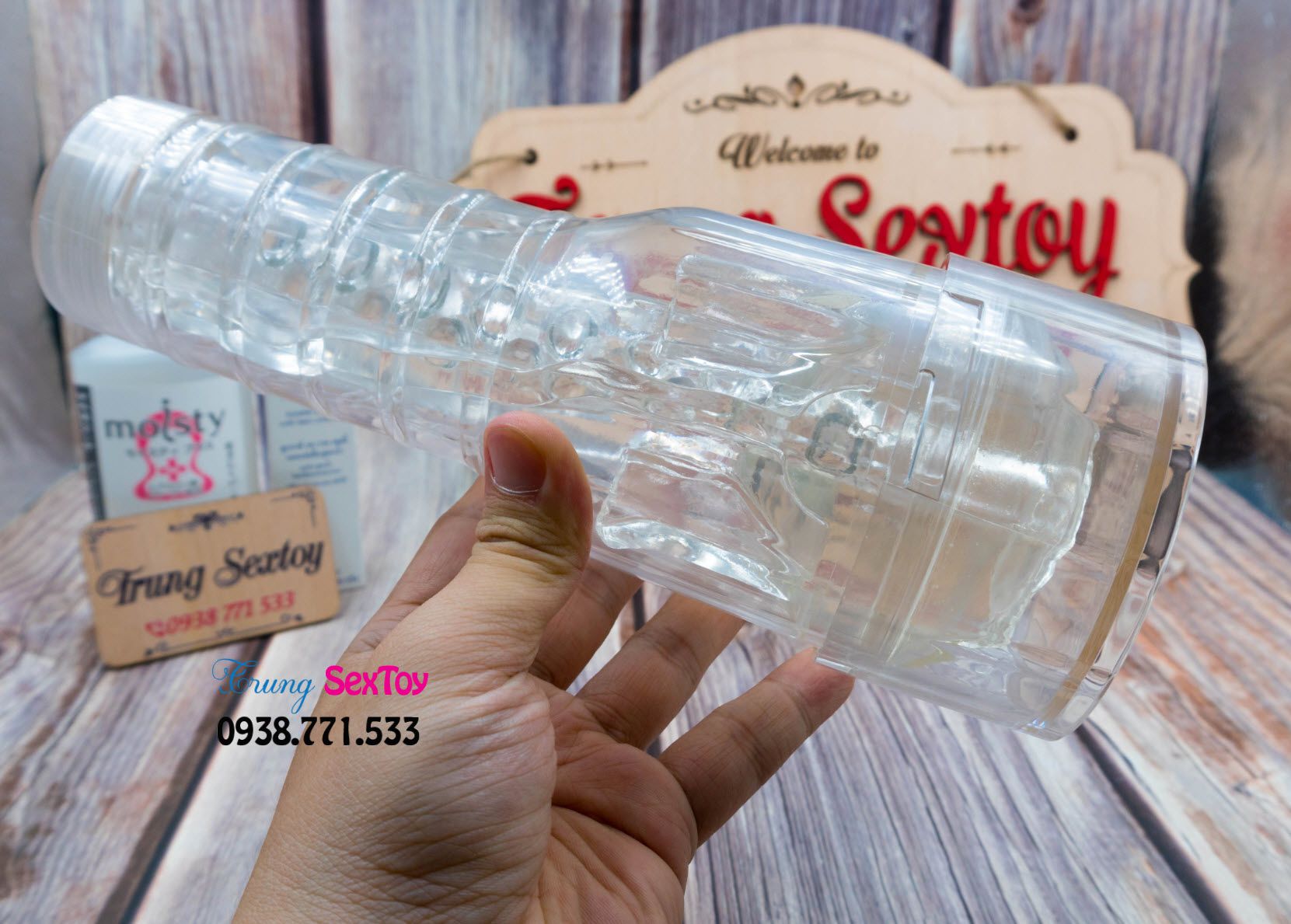 Âm đạo giả Fleshlight trong suốt tạo cảm giác thật như yêu Âm đạo giả Fleshlight trong suốt tạo cảm giác thật như yêu