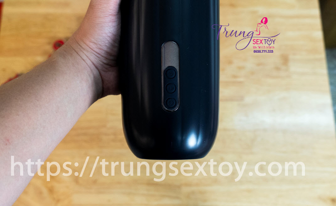 Máy Thủ Dâm Svakom Alex 5 Chế Độ Rung Mạnh Cực Đã Máy Thủ Dâm Svakom Alex 5 Chế Độ Rung Mạnh Cực Đã