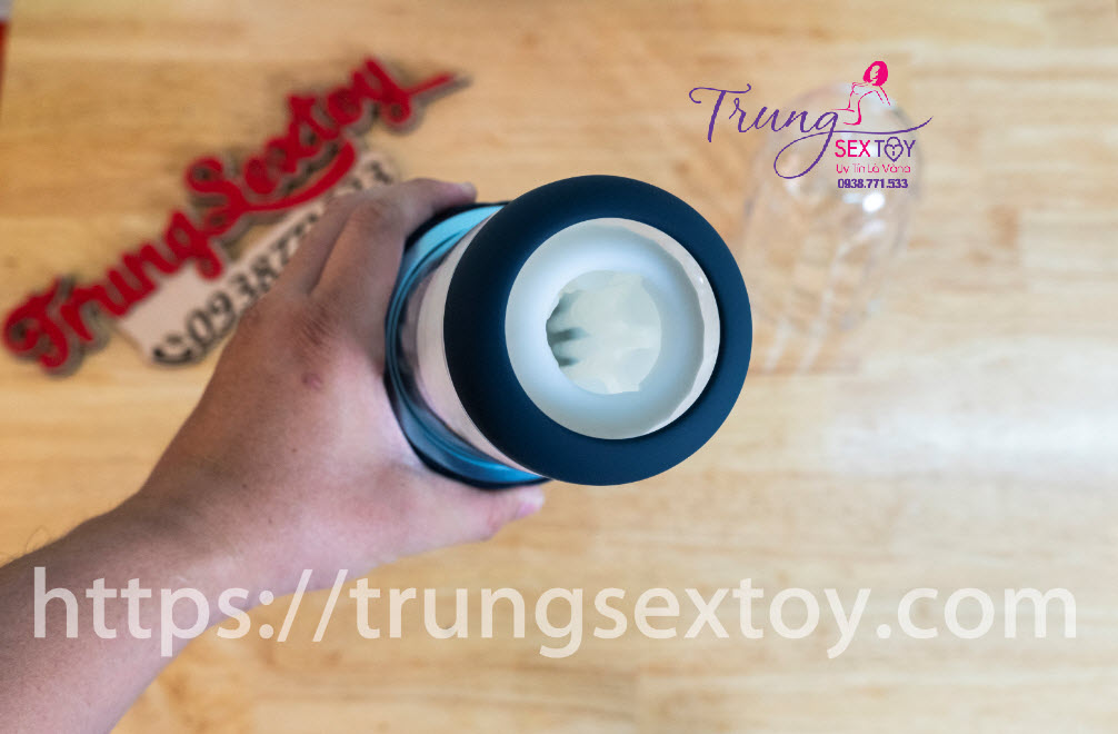 Máy Thủ Dâm Svakom Alex 5 Chế Độ Rung Mạnh Cực Đã Máy Thủ Dâm Svakom Alex 5 Chế Độ Rung Mạnh Cực Đã