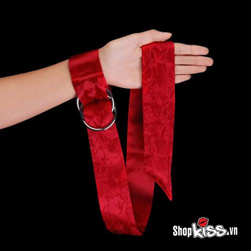 Dây trói tay Lelo BOA vải lụa bạo dâm cao cấp đỏ đen tím Dây trói tay Lelo BOA vải lụa bạo dâm cao cấp đỏ đen tím