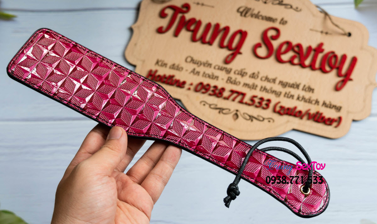 Roi quất mông BDSM kích thích Sub lên đỉnh thỏa mãn Roi quất mông BDSM kích thích Sub lên đỉnh thỏa mãn