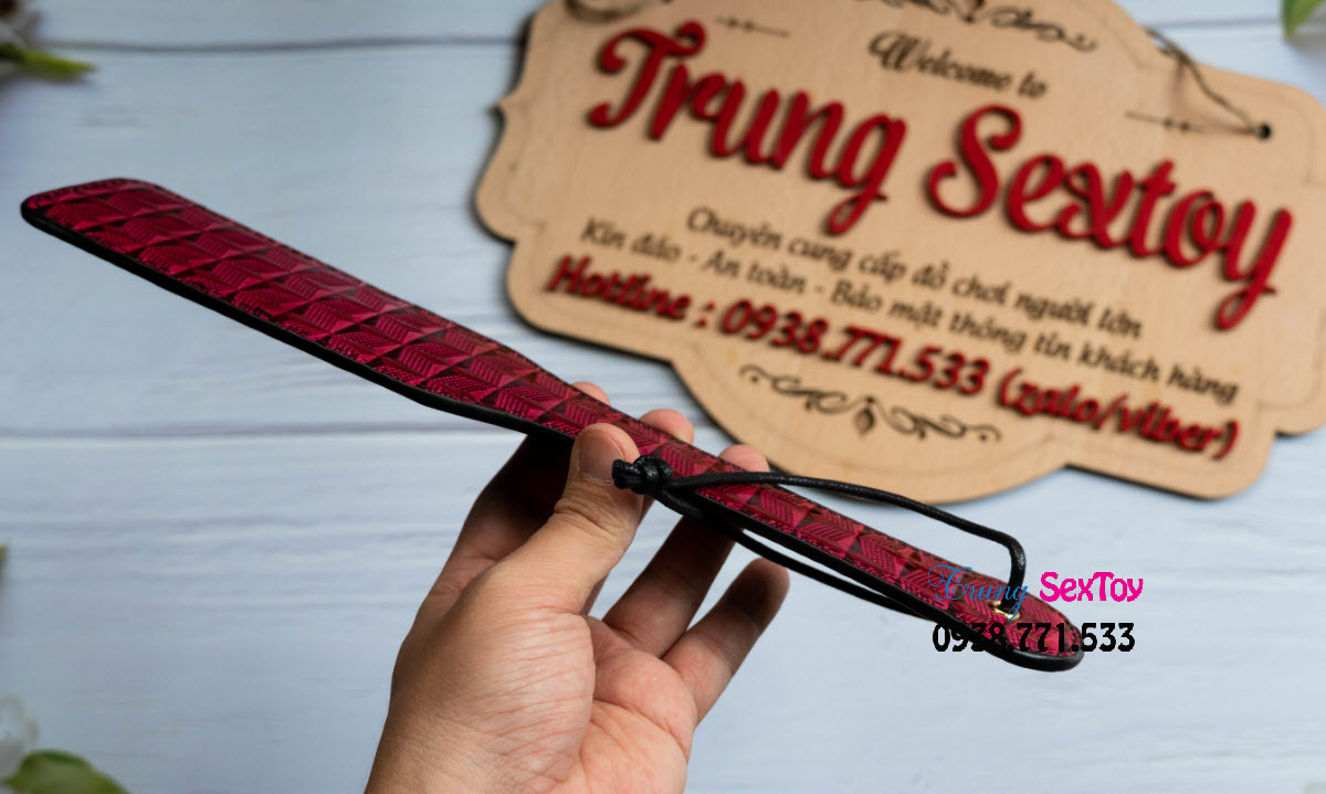 Roi quất mông BDSM kích thích Sub lên đỉnh thỏa mãn Roi quất mông BDSM kích thích Sub lên đỉnh thỏa mãn