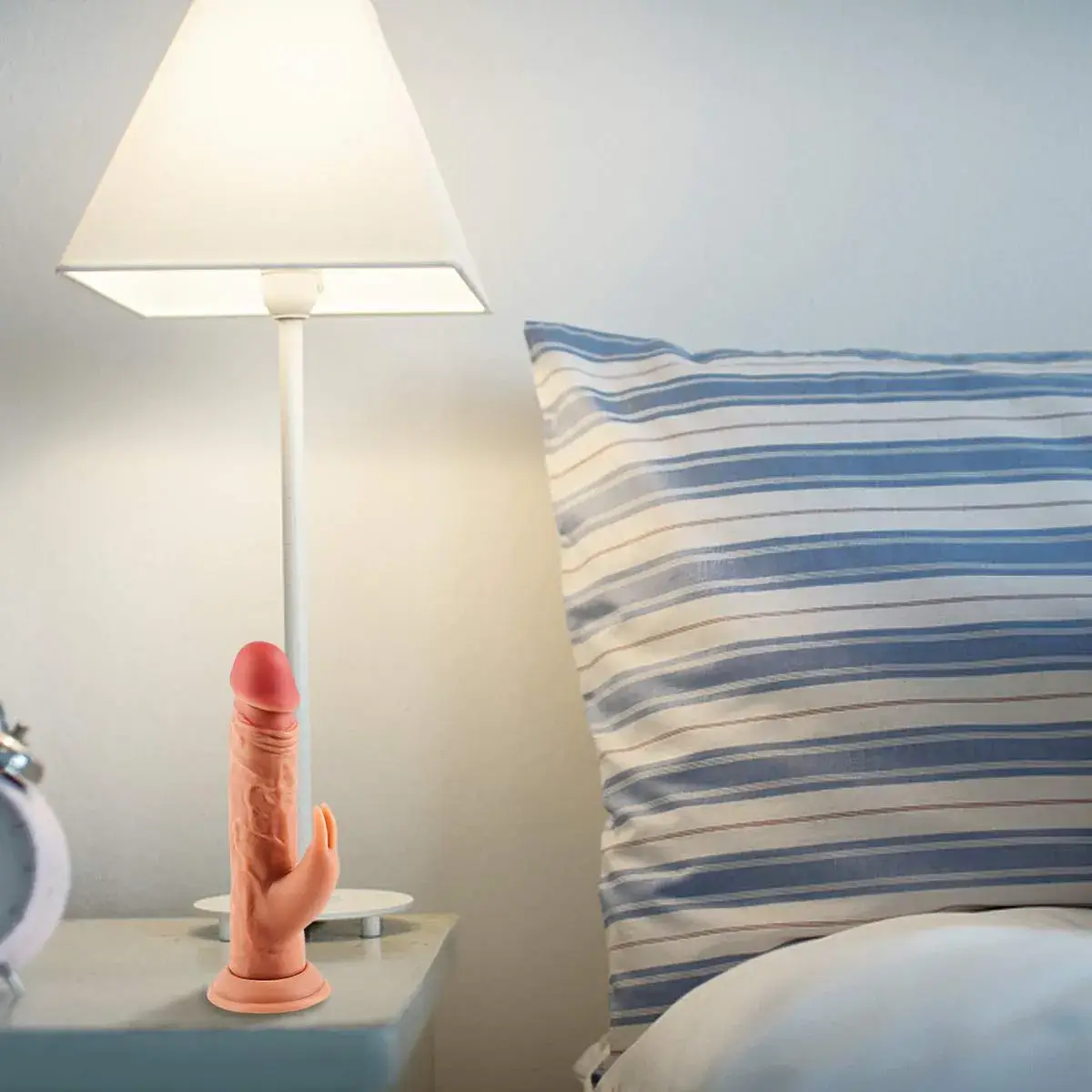 Dương Vật Giả Silicon Mềm Rung Ngoáy Điều Khiển Không Dây DV40D