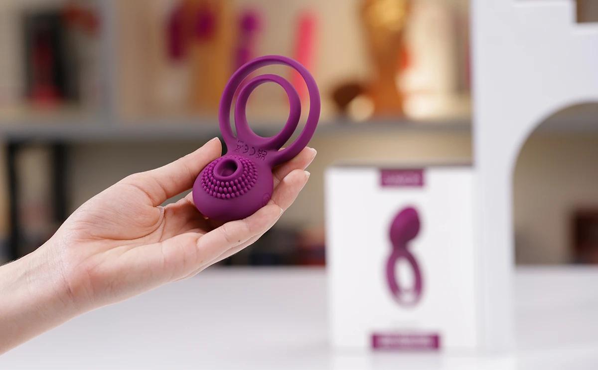 Vòng đeo Svakom Tammy kéo dài cuộc yêu tăng khoái cảm hấp dẫn Vòng đeo Svakom Tammy kéo dài cuộc yêu tăng khoái cảm hấp dẫn