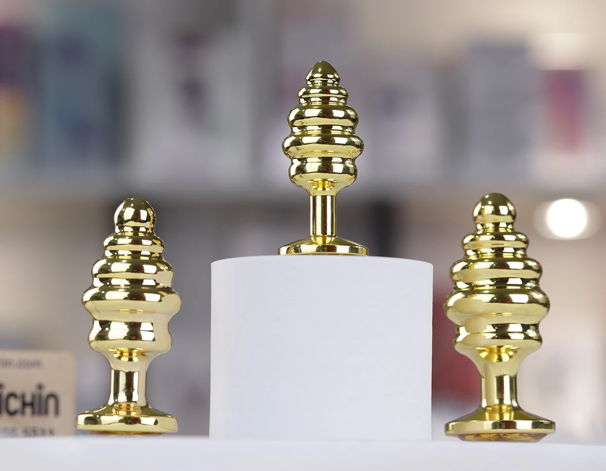 Phích cắm hậu môn xoắn ốc inox mạ vàng 3 size đa dạng cao cấp Phích cắm hậu môn xoắn ốc inox mạ vàng 3 size đa dạng cao cấp