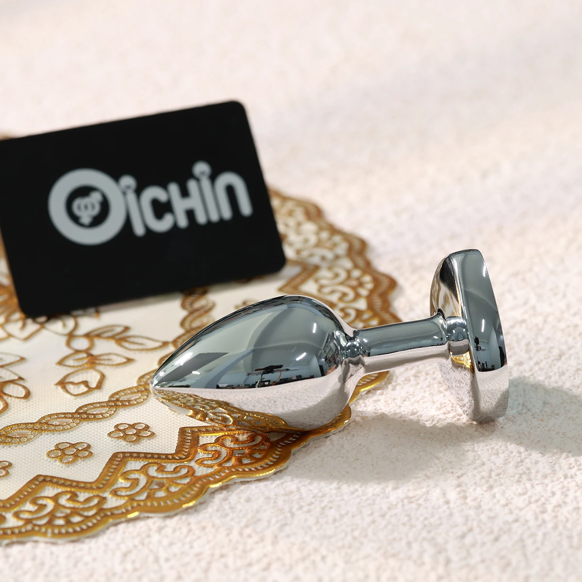 Phích cắm inox Chisa Hi-Basic đế trái tim sang trọng bền đẹp