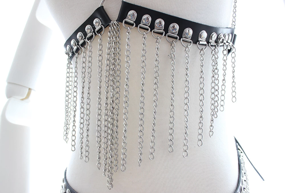 Đồ da BDSM gợi cảm dây xích sexy múa bụng hấp dẫn