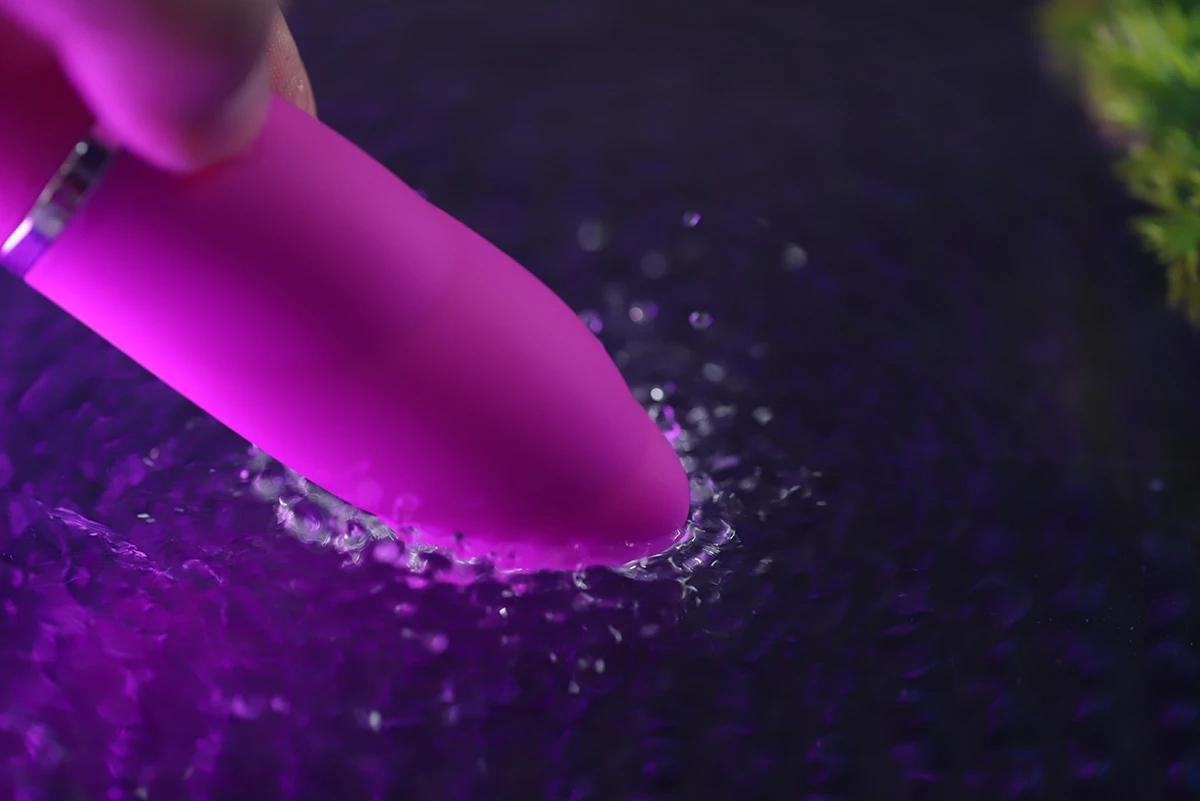 Trứng Rung Edwina 12 Chế Độ Không Dây Kích Thích Cực Mạnh