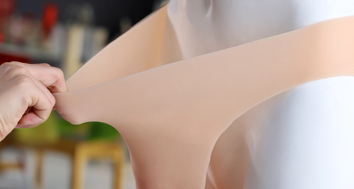 Quần tam giác nam gắn dương vật giả Jiuai mềm tự nhiên