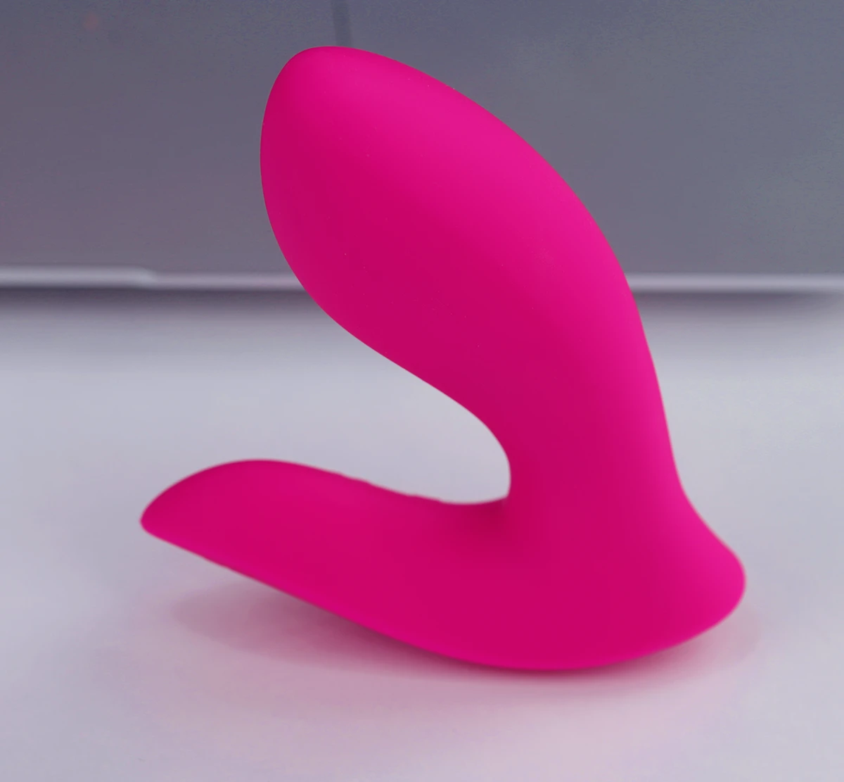 Lovense Flexer rung quần chip điều khiển điện thoại tiện lợi