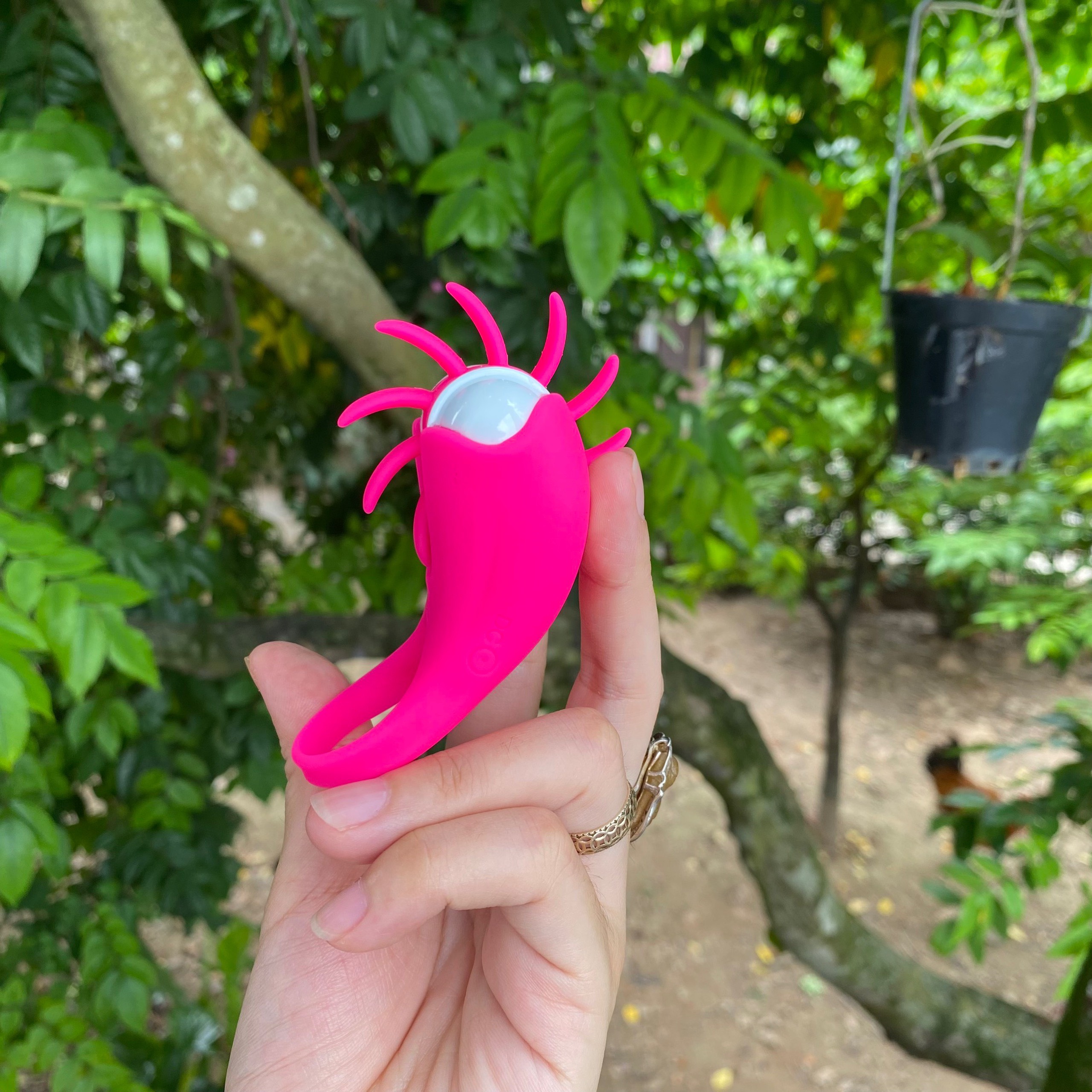 Vòng rung liếm siêu sướng kích thích đỉnh cao cảm xúc